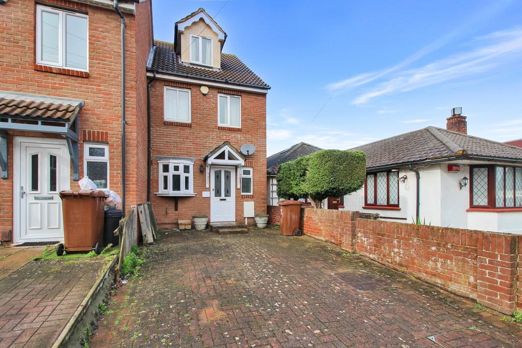 Orchard Street, Rainham, Gillingham, ME8 3 bed end of terrace house for