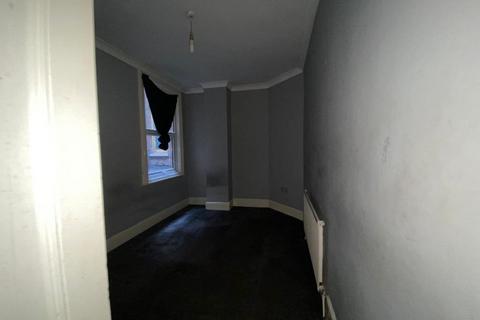 undefined, London Road,