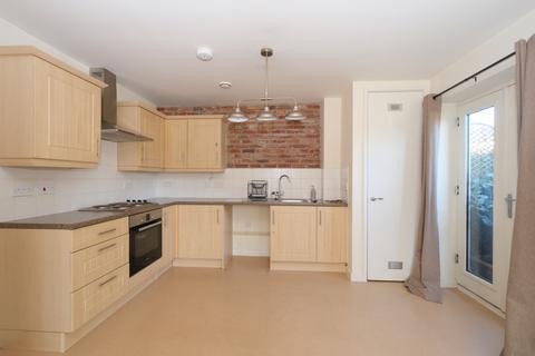 2 bedroom flat for sale - Broad Lane, Kings Heath, Birmingham, West Midlands B14 5AL
