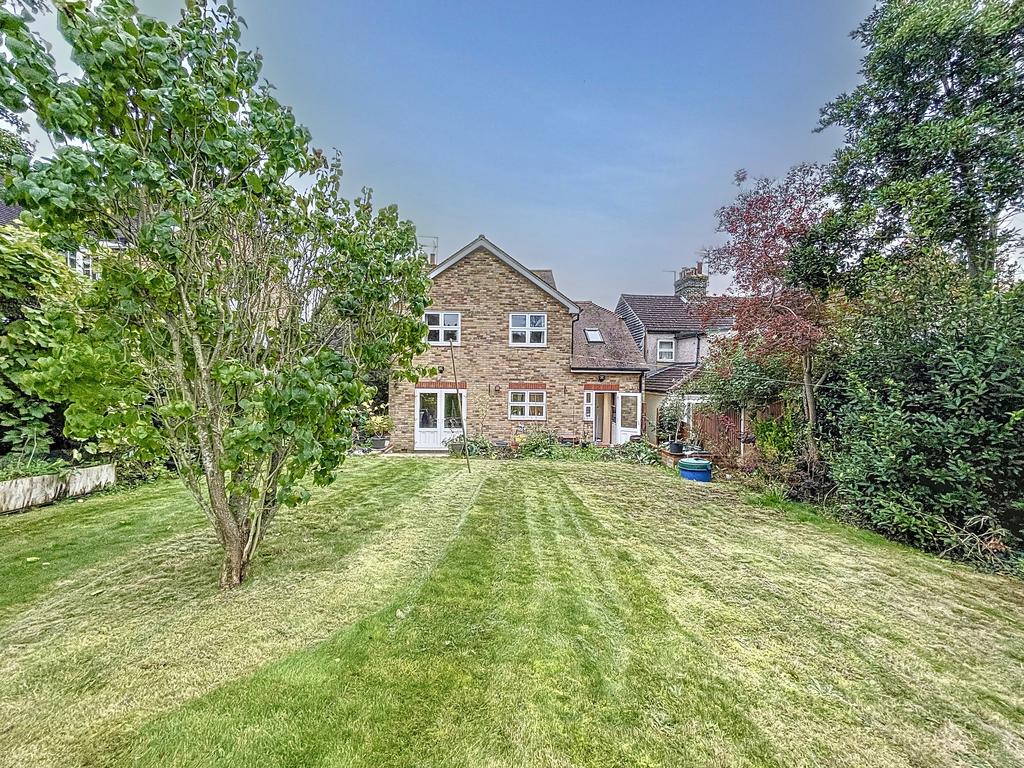 Barn Meadow, Upper Halling, ME2 4 bed detached house for sale £625,000