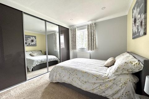 17 Christopher Tye Close, Ely, CB6 3DB