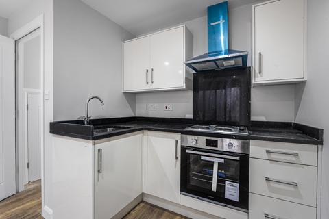 1 bedroom flat to rent, Canberra Road, London W13