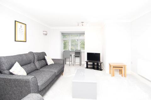 3 bedroom apartment to rent - Wake Green Road, Birmingham, West Midlands, B13