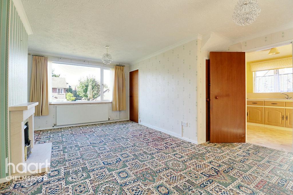 Mill Lane, Chelmsford 3 bed semidetached house for sale £400,000