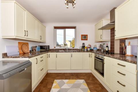 4 bedroom terraced house for sale, Peter Street, Deal, Kent