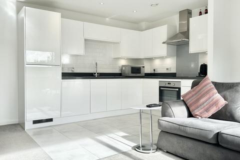 67 Havelock Drive, Greenhithe, DA9 9XT