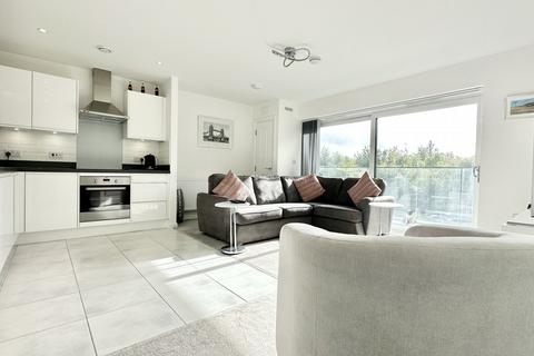 67 Havelock Drive, Greenhithe, DA9 9XT