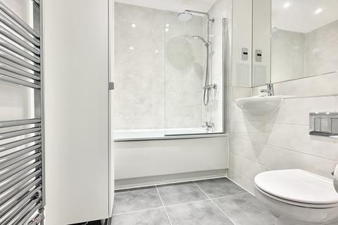 67 Havelock Drive, Greenhithe, DA9 9XT