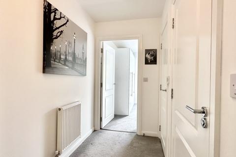 67 Havelock Drive, Greenhithe, DA9 9XT