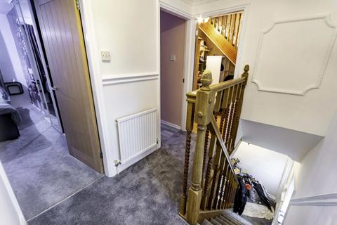 1 Otley Close, Conisbrough, Doncaster, DN12 2DQ