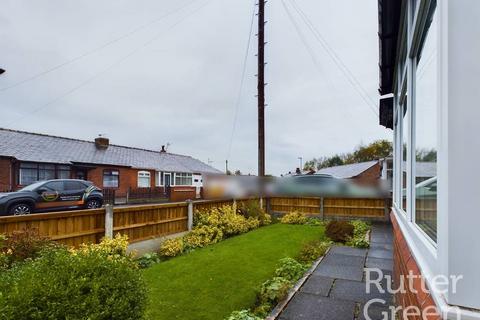 2 bedroom semi-detached bungalow for sale - Holt Street, Higher Ince, Wigan WN1 3HN