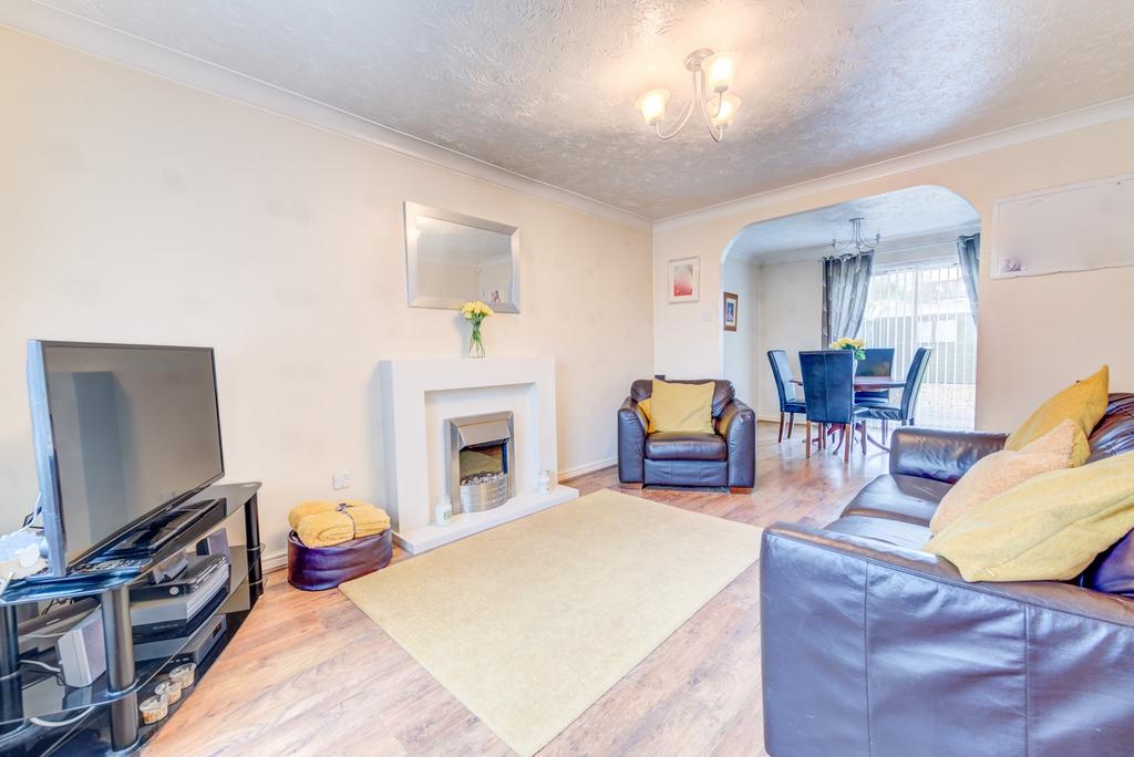 William Belcher Drive, St. Mellons, Cardiff. CF3 3 bed detached house