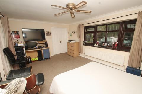 120 Charterhouse Road, Orpington, BR6 9ER