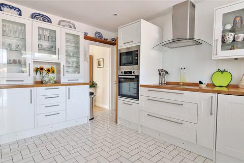 3 bedroom bungalow for sale, Kilmore Close, Findon, Worthing, West Sussex, BN14