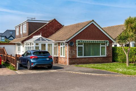3 bedroom bungalow for sale, Chalet Gardens, Ferring, Worthing, West Sussex, BN12