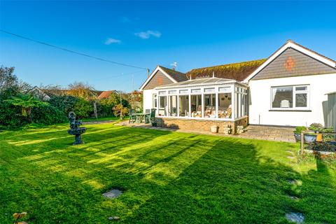 2 bedroom bungalow for sale, Ferring Close, Ferring, Worthing, West Sussex, BN12