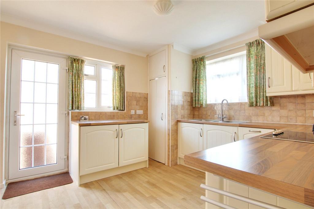 Sea Lane Gardens, Ferring, Worthing... 3 bed bungalow for sale £450,000