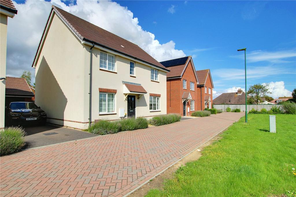 Kilham Way, Ferring, Worthing, West Sussex, BN12 4 bed detached house