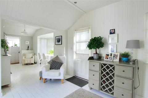 1 bedroom bungalow for sale, The Poplars, Ferring, Worthing, West Sussex, BN12