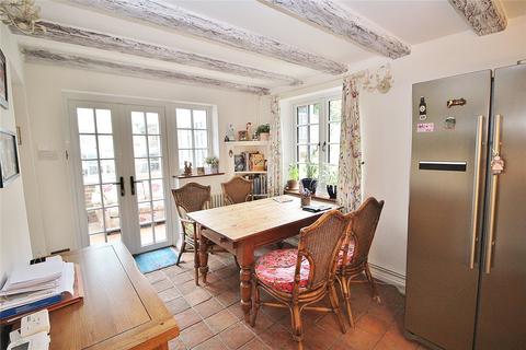 Pomegranate Cottage, 4 School Hill, Findon, Worthing, BN14 0TR