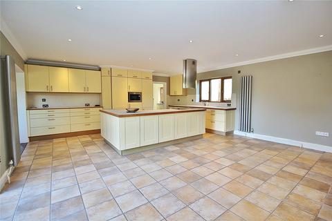 25 Convent Gardens, Findon, Worthing, BN14 0RZ