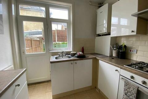 27a Cranmer Road, Bournemouth, BH9 1JU