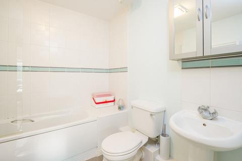 2 bedroom flat for sale - London Road, Headington, OX3