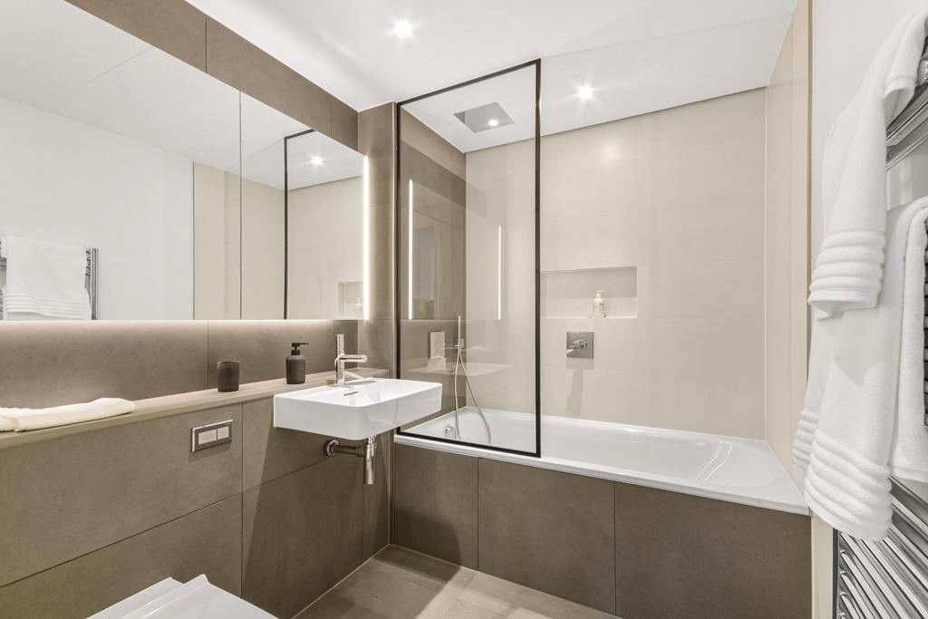 KOA - 2 bed show home (10).jpg
