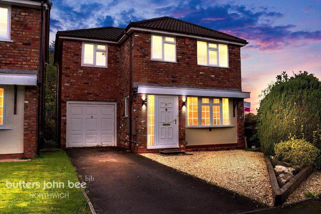 Pheasant Drive, Northwich 4 bed detached house for sale £340,000