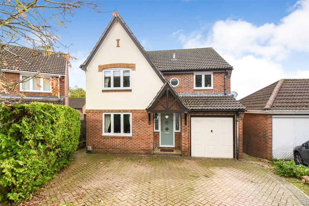 Lychpit, Basingstoke RG24 4 bed detached house for sale £550,000