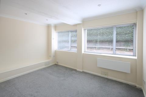 2 bedroom apartment for sale, Dukes Court, Flitwick
