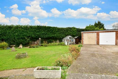 64 Beverley Gardens, Hornchurch, RM11 3NX