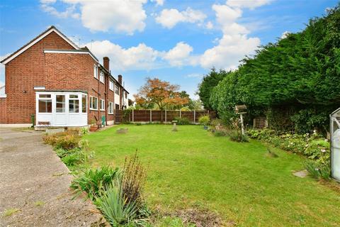 64 Beverley Gardens, Hornchurch, RM11 3NX
