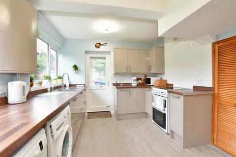 64 Beverley Gardens, Hornchurch, RM11 3NX