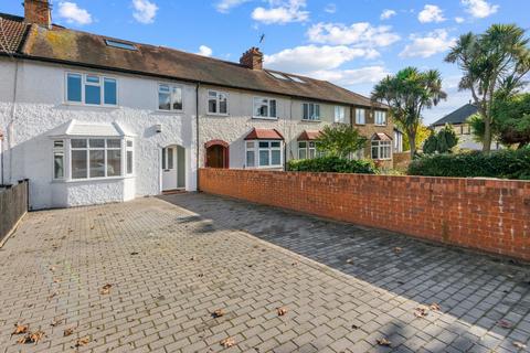 4 bedroom house for sale - Costons Lane, Greenford, UB6