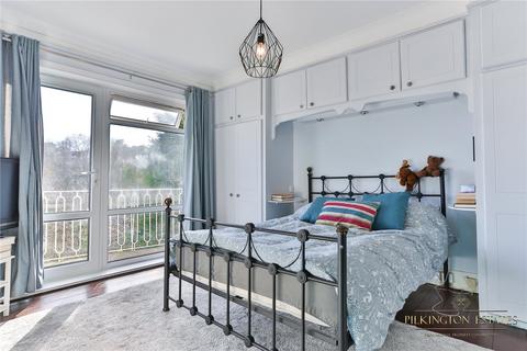 23 Lower Port View, Saltash, PL12 4BY