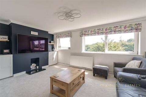 11 Compton Knoll Close, Plymouth, PL3 5HS