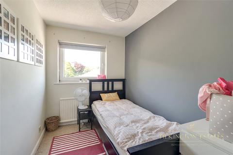 11 Compton Knoll Close, Plymouth, PL3 5HS