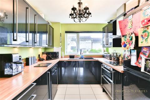 24 Ashdown Walk, Plymouth, PL6 8SR