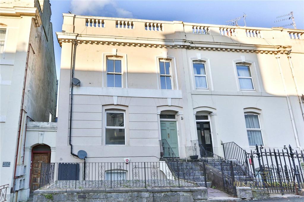 Plymouth, Devon PL4 1 bed apartment for sale £120,000