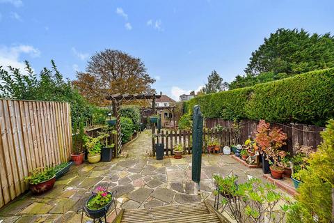 213 Wickham Chase, West Wickham, BR4 0BJ
