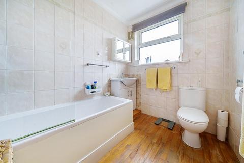 213 Wickham Chase, West Wickham, BR4 0BJ