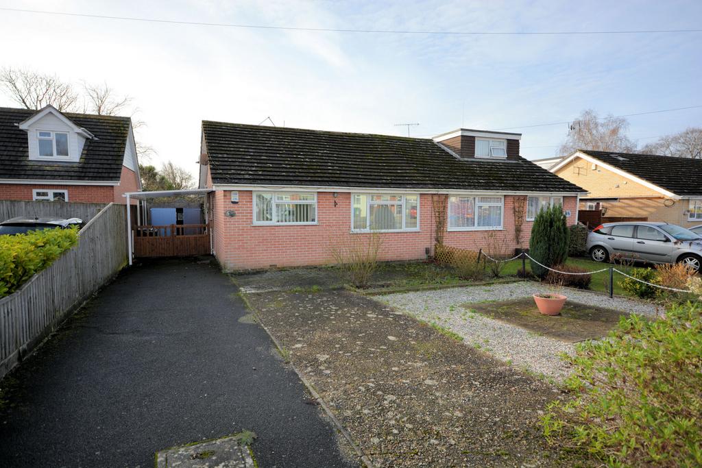 Priors Road, Creekmoor, Poole BH17 2 bed semidetached bungalow for