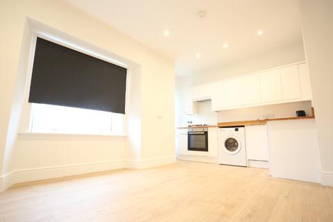 1 bedroom flat to rent, Lanark Road, Juniper Green, Edinburgh, EH14