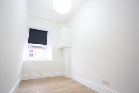 1 bedroom flat to rent, Lanark Road, Juniper Green, Edinburgh, EH14