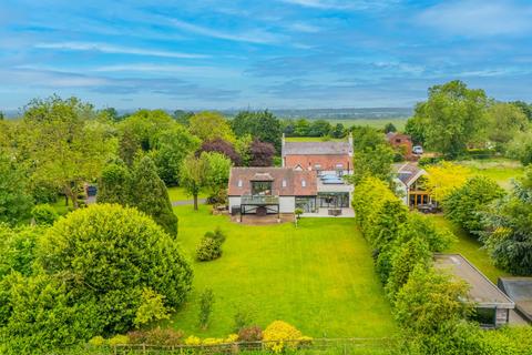 6 bedroom detached house for sale, Stoneyfields, Bulls Lane, Sutton Coldfield, B76 9QN