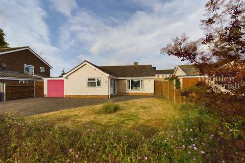 3 bedroom detached bungalow for sale, Orchard Grove, Diss