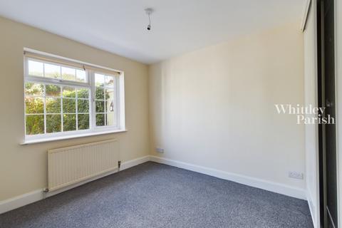 6 Station Road, Harleston, IP20 9ES