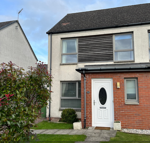 106 Raploch Road, Stirling, FK8 1RS 3 bed semidetached house for sale