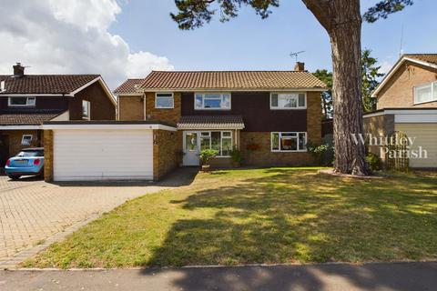 4 bedroom detached house for sale, Hall Hills, Diss
